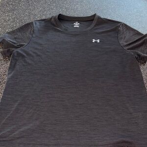 Under Armour Women’s Gray Performance Shirt